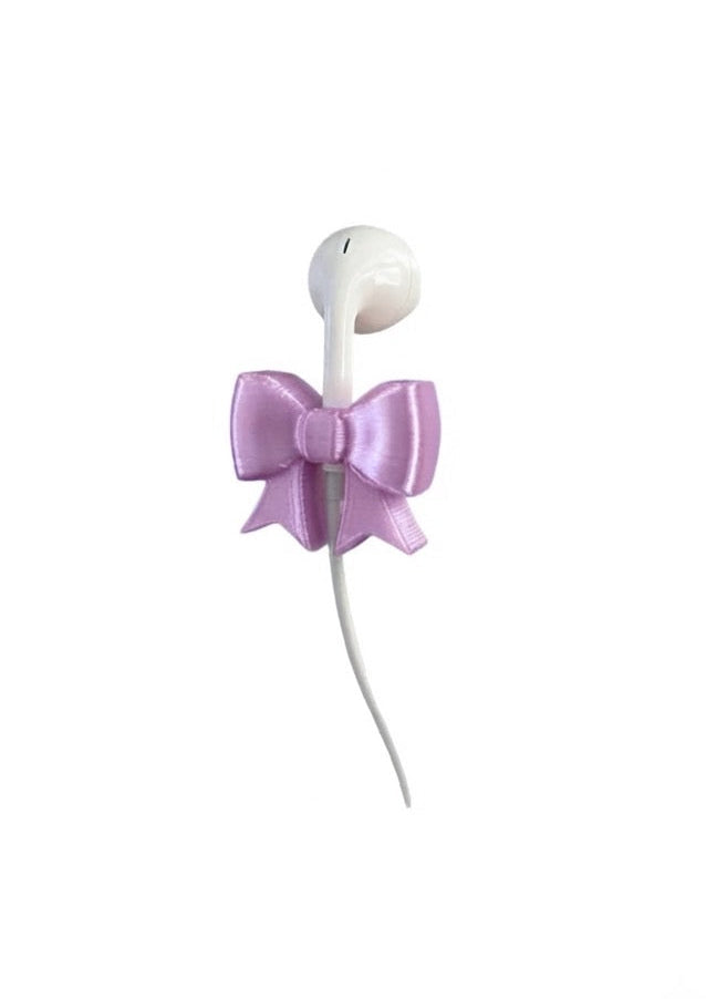 TEXT ME EMOJI BOW CHARM
